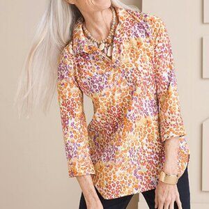 Chicos No Iron Top Blouse Size 1 US 8 / 10 Animal Print Colorful Back Button